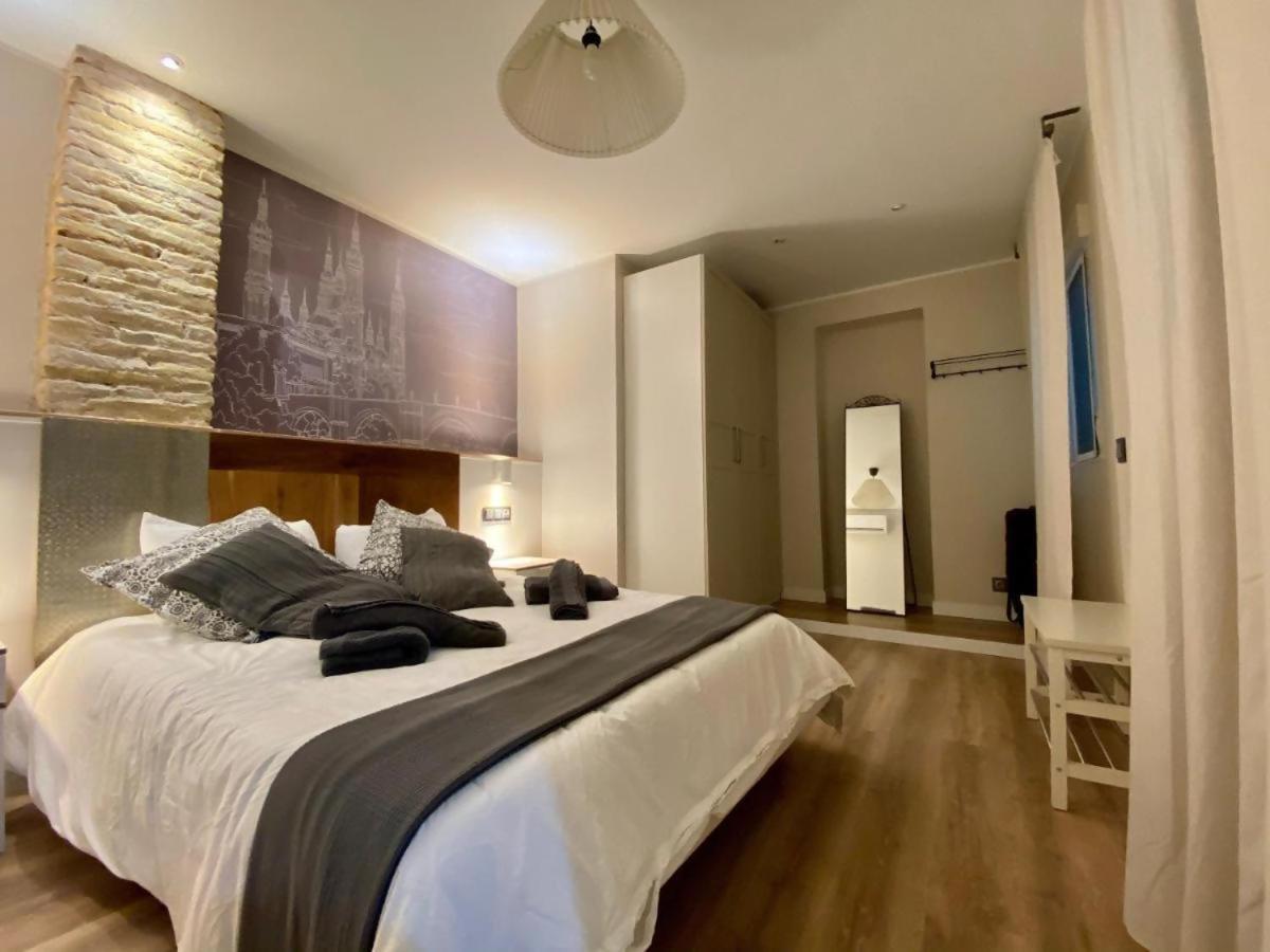 Apartamenticos Studio 39 Сарагоса Екстер'єр фото