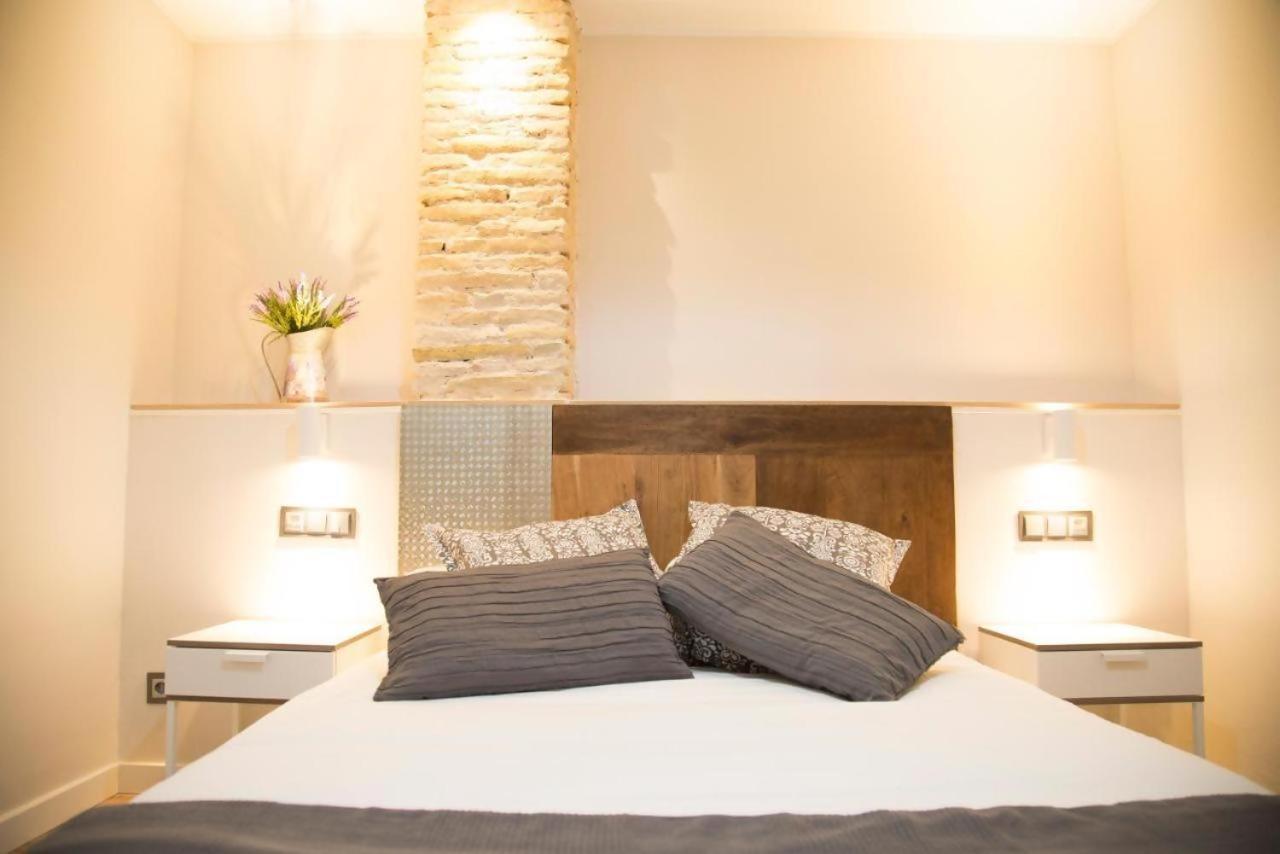 Apartamenticos Studio 39 Сарагоса Екстер'єр фото